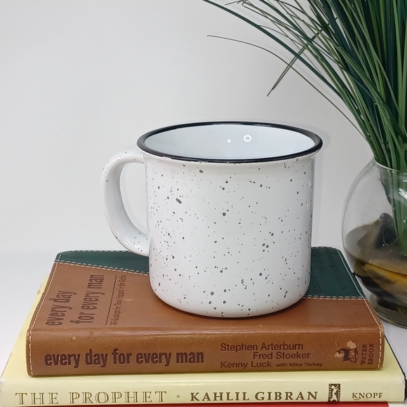 Chick-Fil A Mug - Picture 4 of 7